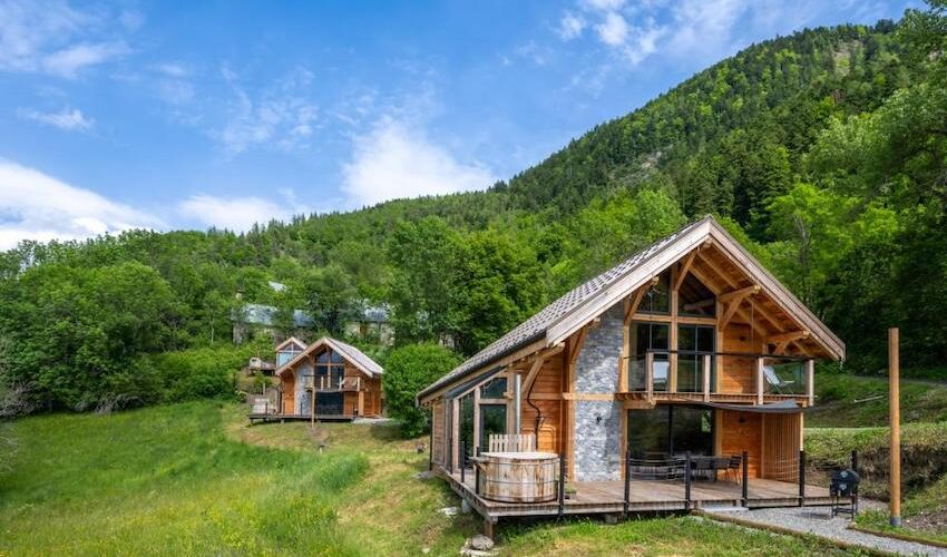 Les chalets d'Éléna nuit insolite PACA